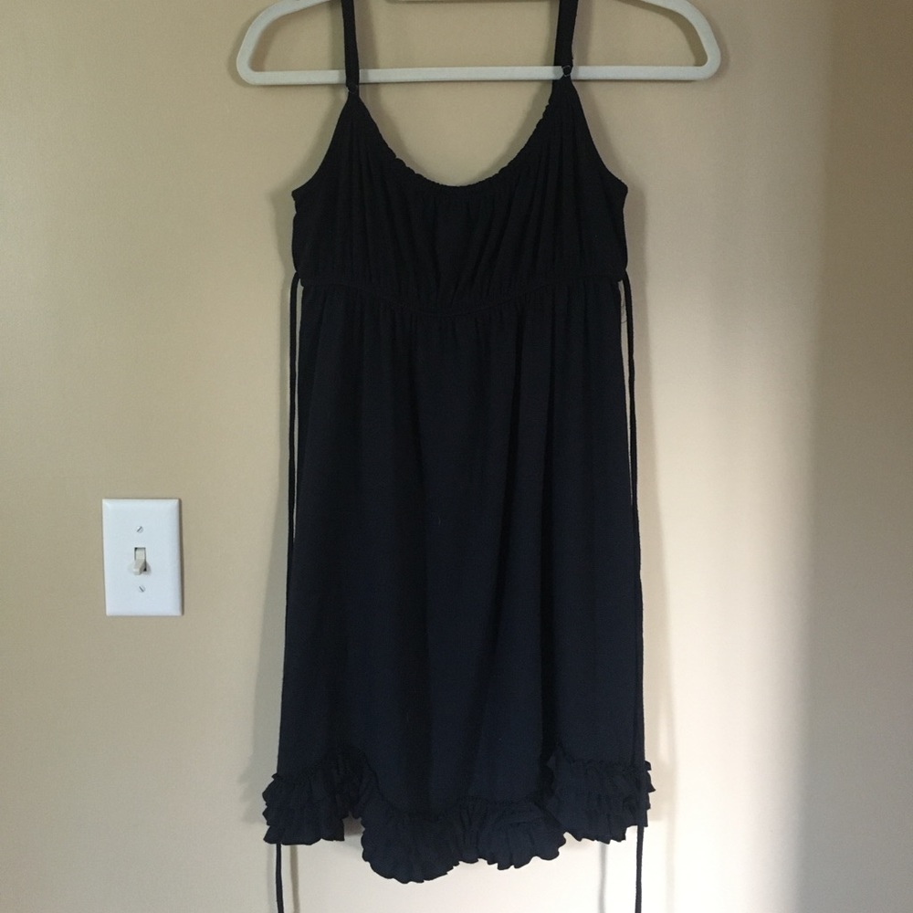 Medium Black Dress